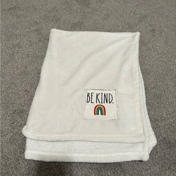 Rae Dunn Baby Blanket - Picture 1 of 6